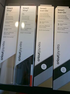 Cricut Joy Xtra Smart Vinyl & Iron-On Bundle in White and Black new